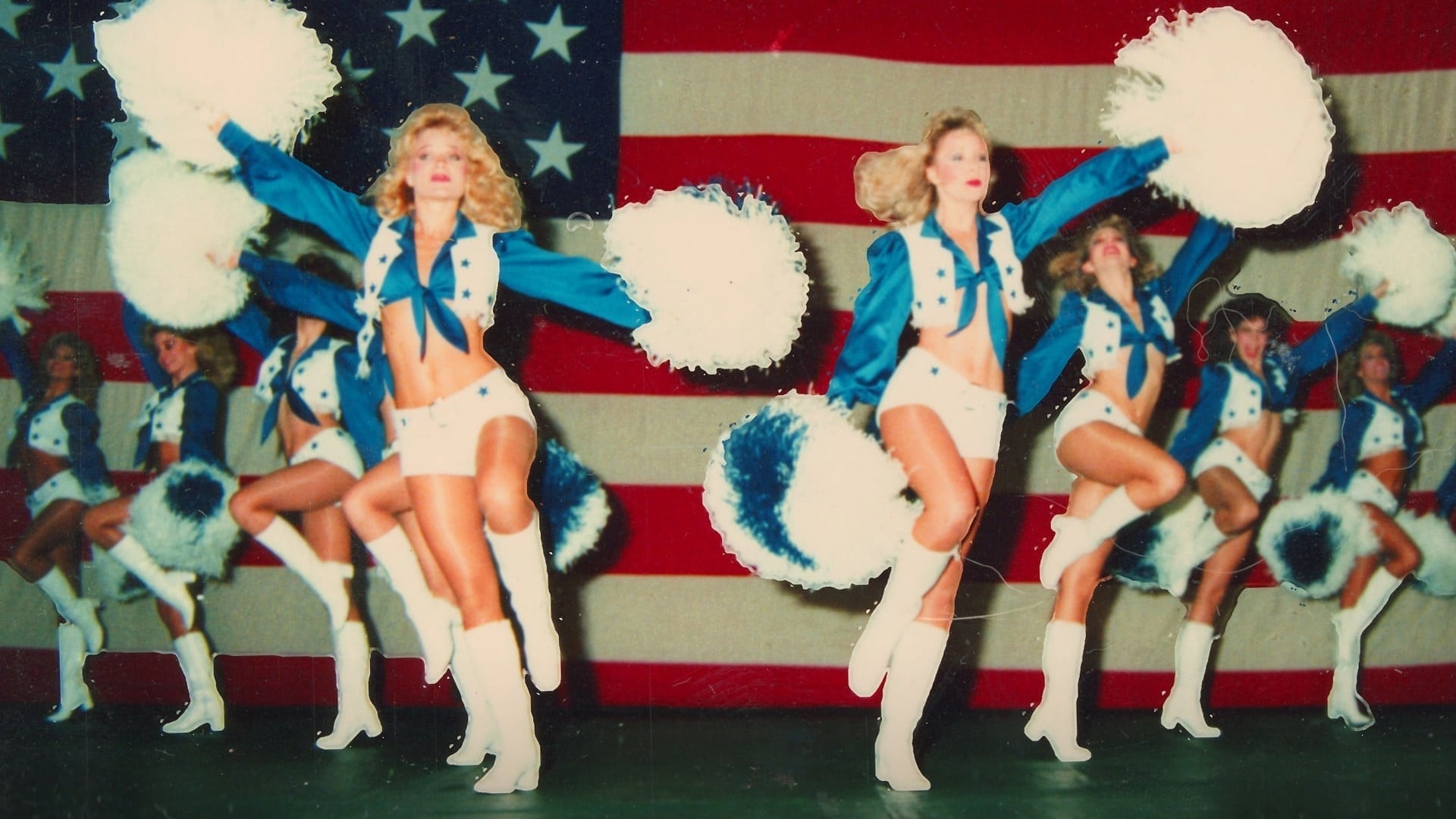 Scen från Daughters of the Sexual Revolution: The Untold Story of the Dallas Cowboys Cheerleaders